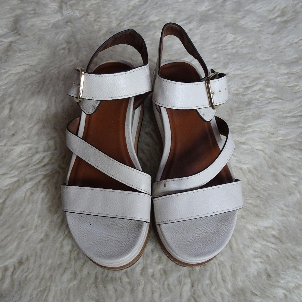 White Leather Platform Sandals Size 6.5 Women's - Picture 3 of 5